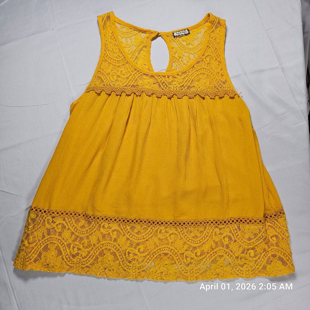 Eyeshadow Yellow‎ Lace Tank Top Boho Sleeveless Crochet Trim Flowy.  Womens S/M